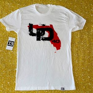 NEXT LEVEL Apparel Tee